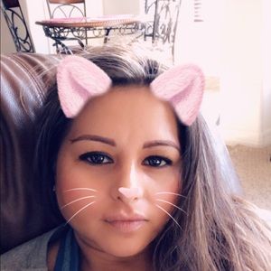 Meet your Posher, Beatriz